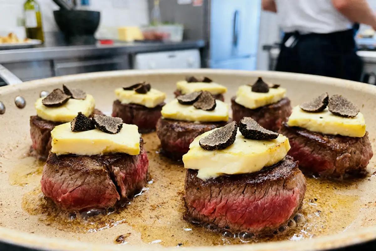 Recette de tournedos Rossini facile avec sauce Périgueux
