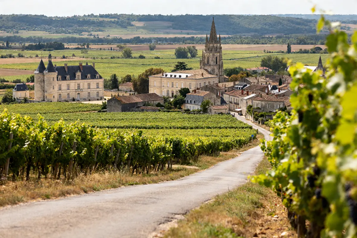 Route des vins de Bordeaux : Itinéraire, vignobles et châteaux